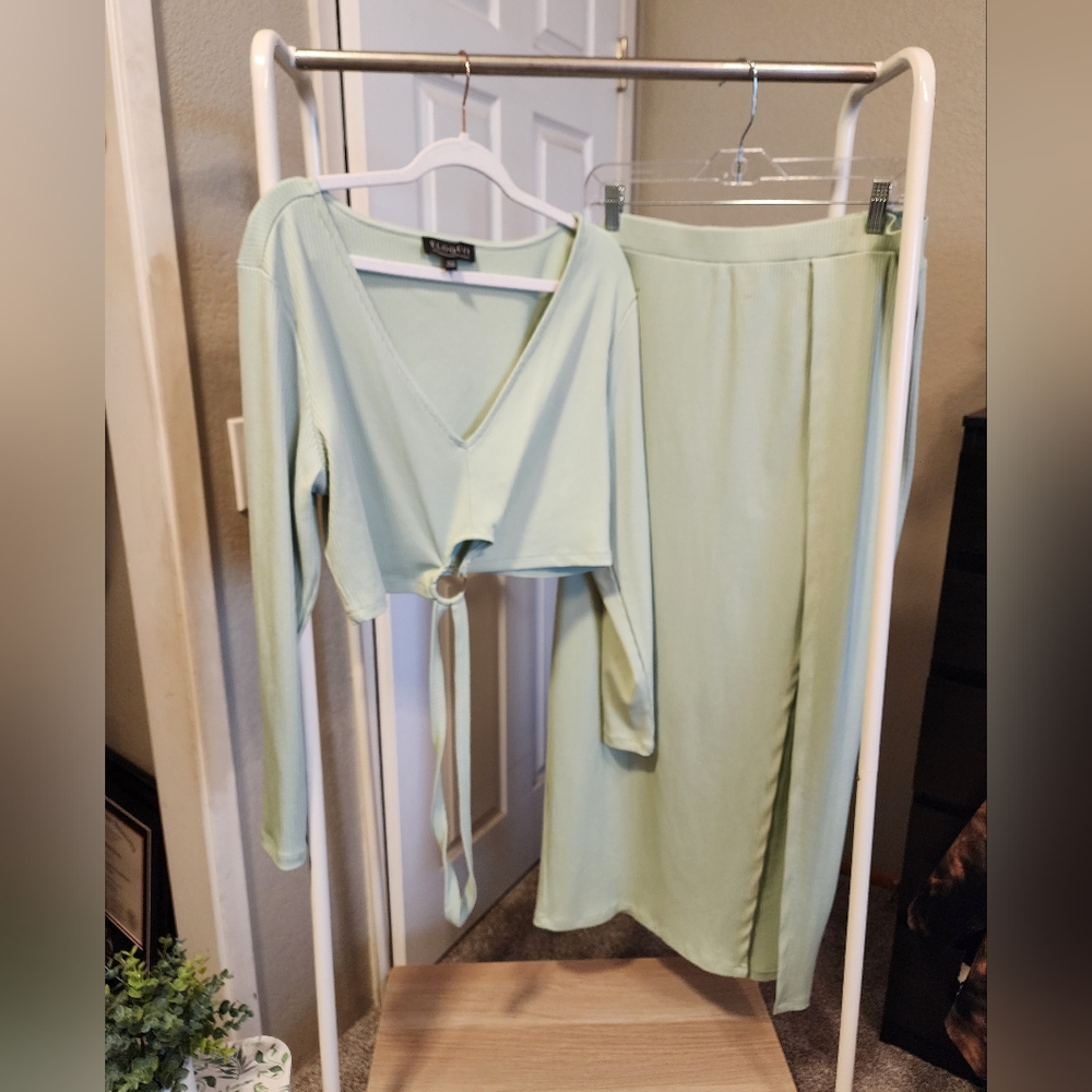 Eloquii Ribbed Skirt Set
